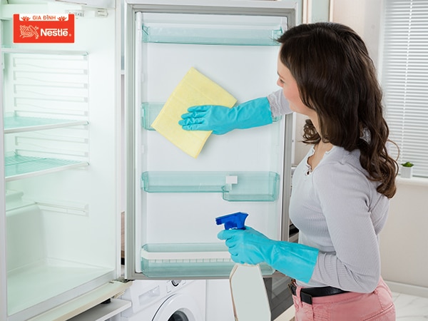 Mẹo vệ sinh tủ lạnh cực đơn giản